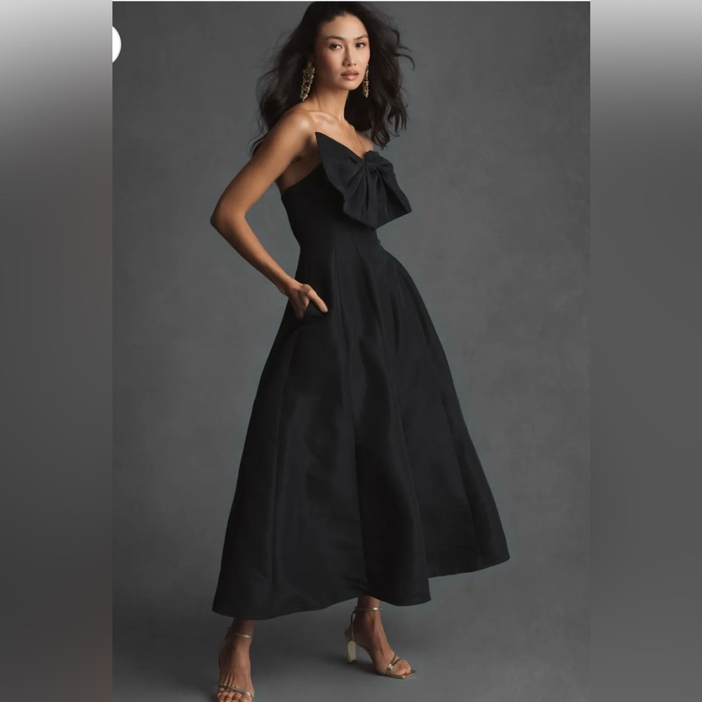 Black Strapless A-Line Tea Length Statement Bow Dress